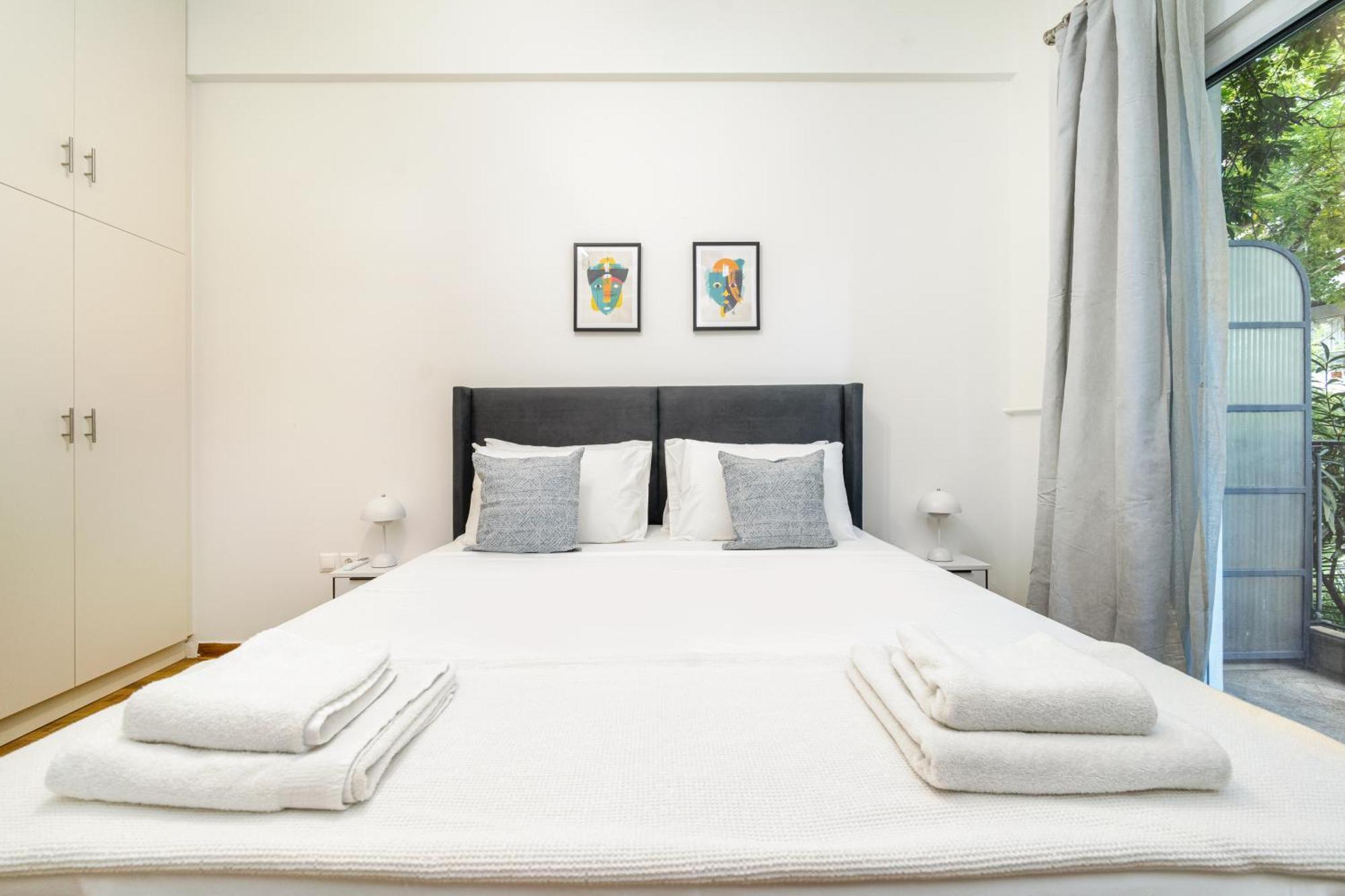 Gk Embassy Apartmán